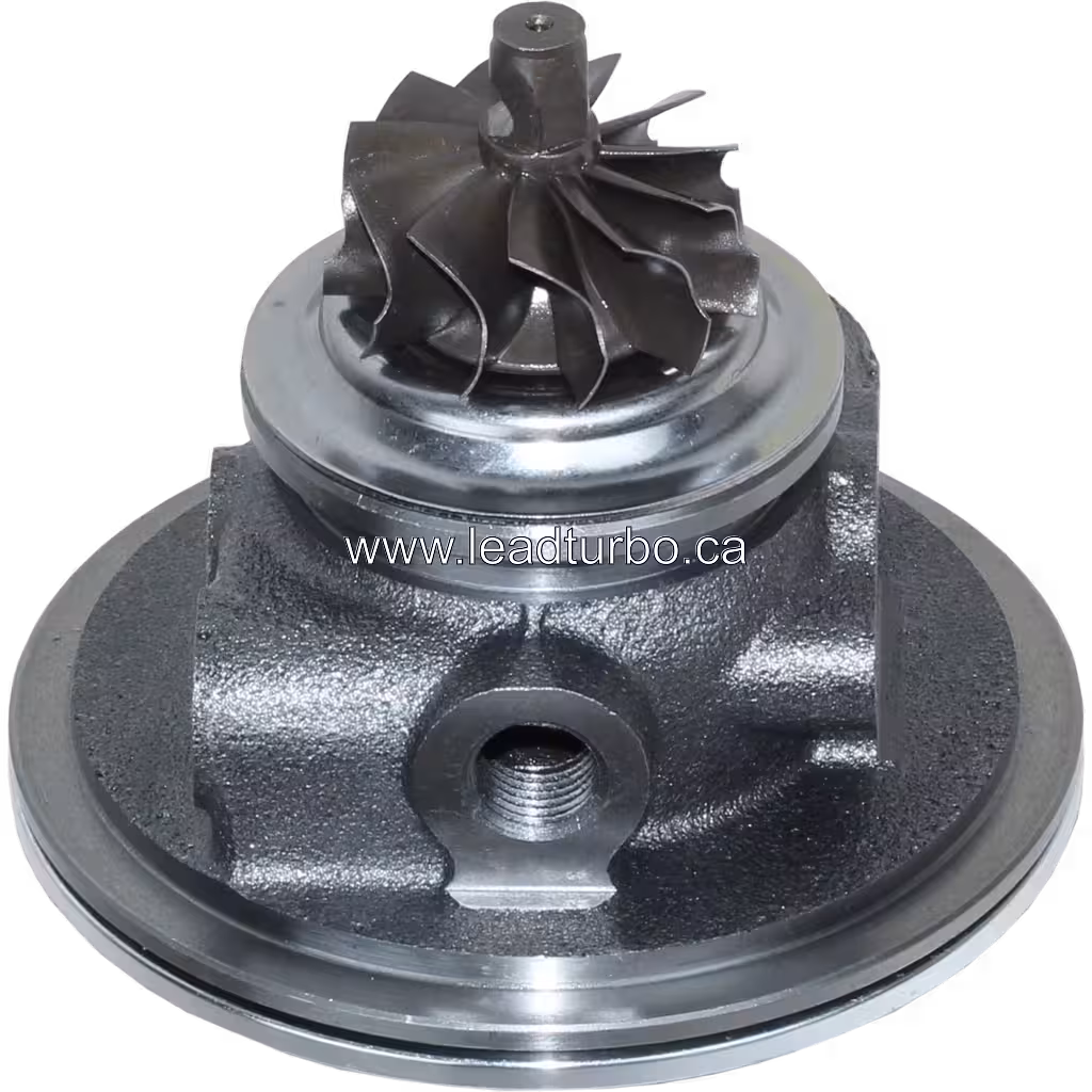 Vue inférieure du core turbo 53037100511 avec carter turbine et roue