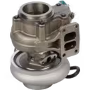 Vue de dessous du turbocompresseur HX40W avec carter turbine et actionneur