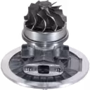 Vue du dessous du core 447450-0113 TBP420 montrant la roue turbine et le carter en fonte