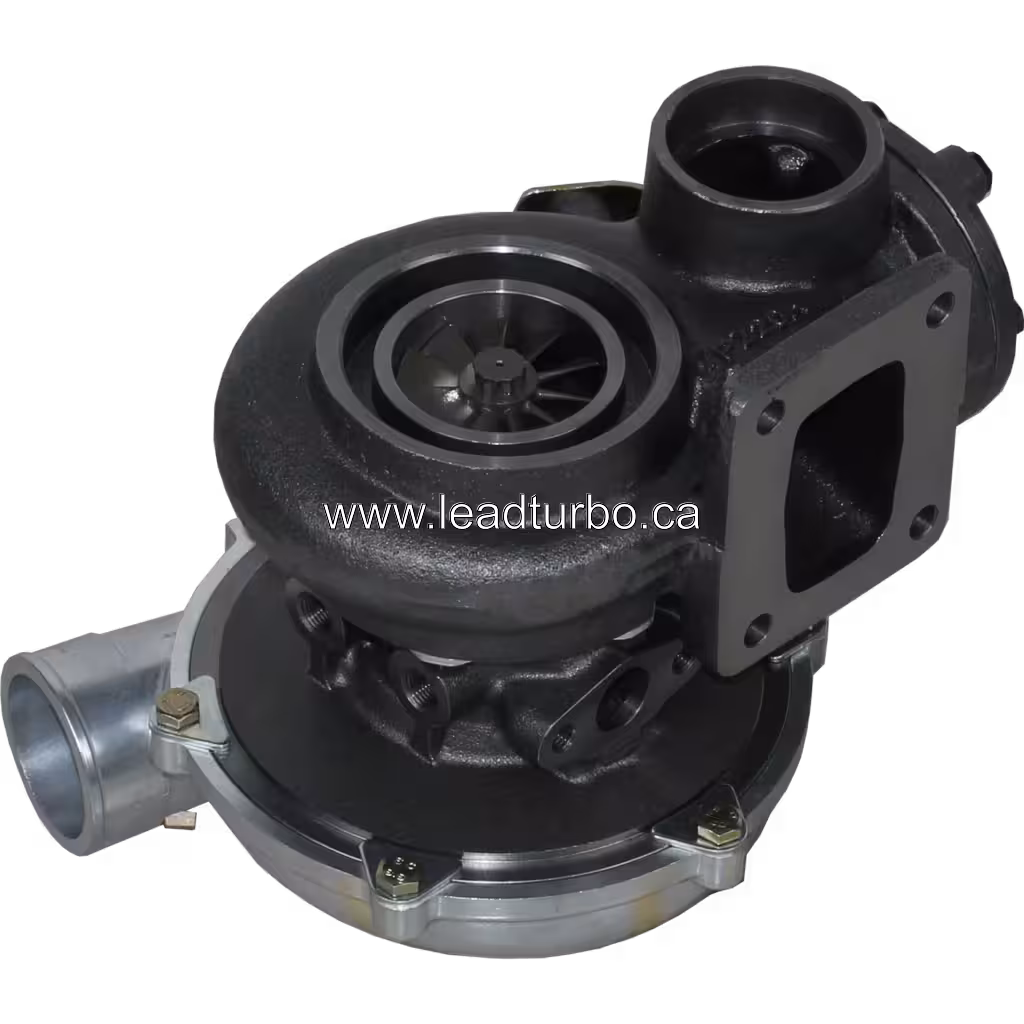 Turbocompresseur de remplacement Isuzu 6BG1 vue basse 45 degrés avec tuyau tressé visible