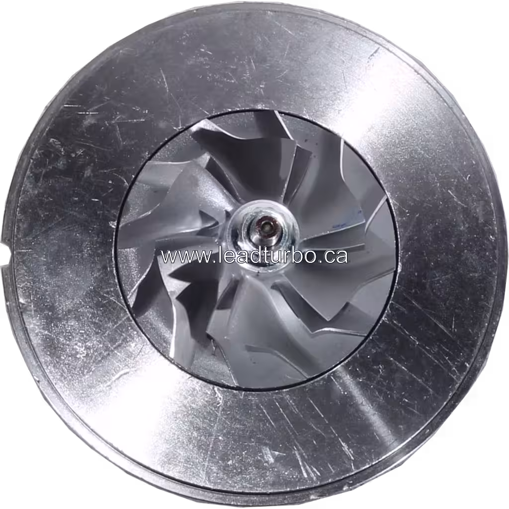 Vue avant du core de turbocompresseur 49178-09610 TD05H-12B avec roue turbine et compresseur