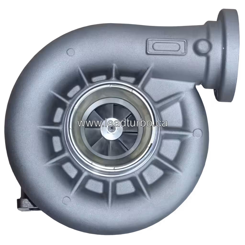 Vue avant du turbocompresseur HX82 3594195 avec carter compresseur