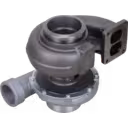 Vue de dessous à 45 degrés du turbocompresseur 3594809 HX50 avec bride d'échappement et points de fixation