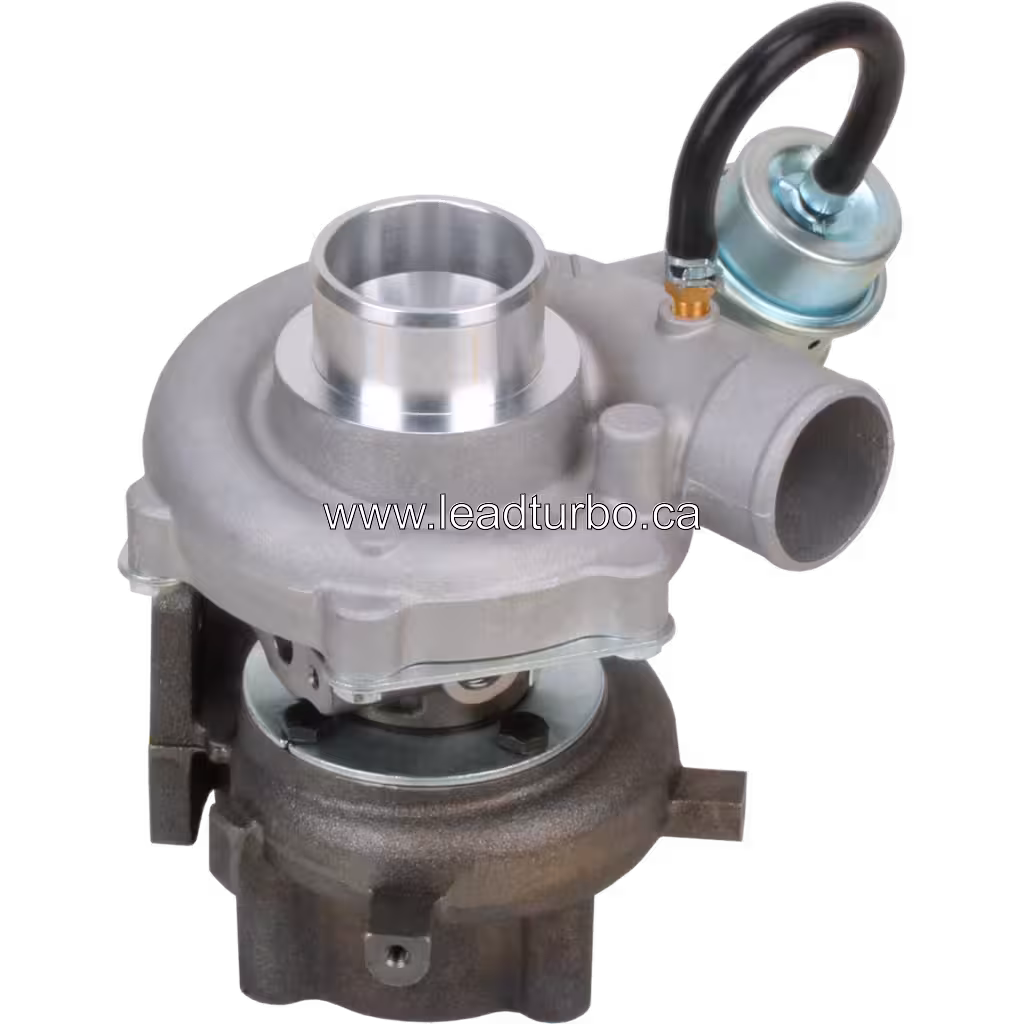 Vue du dessus du turbocompresseur Isuzu 4HE1XS avec bride V-band et carter turbine gris foncé
