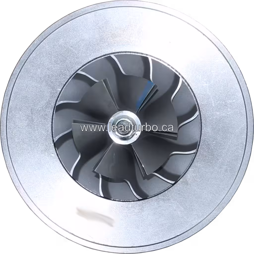 Vue avant du core turbo S2ESL-113 FOR 112-4896 avec roue de compresseur et turbine