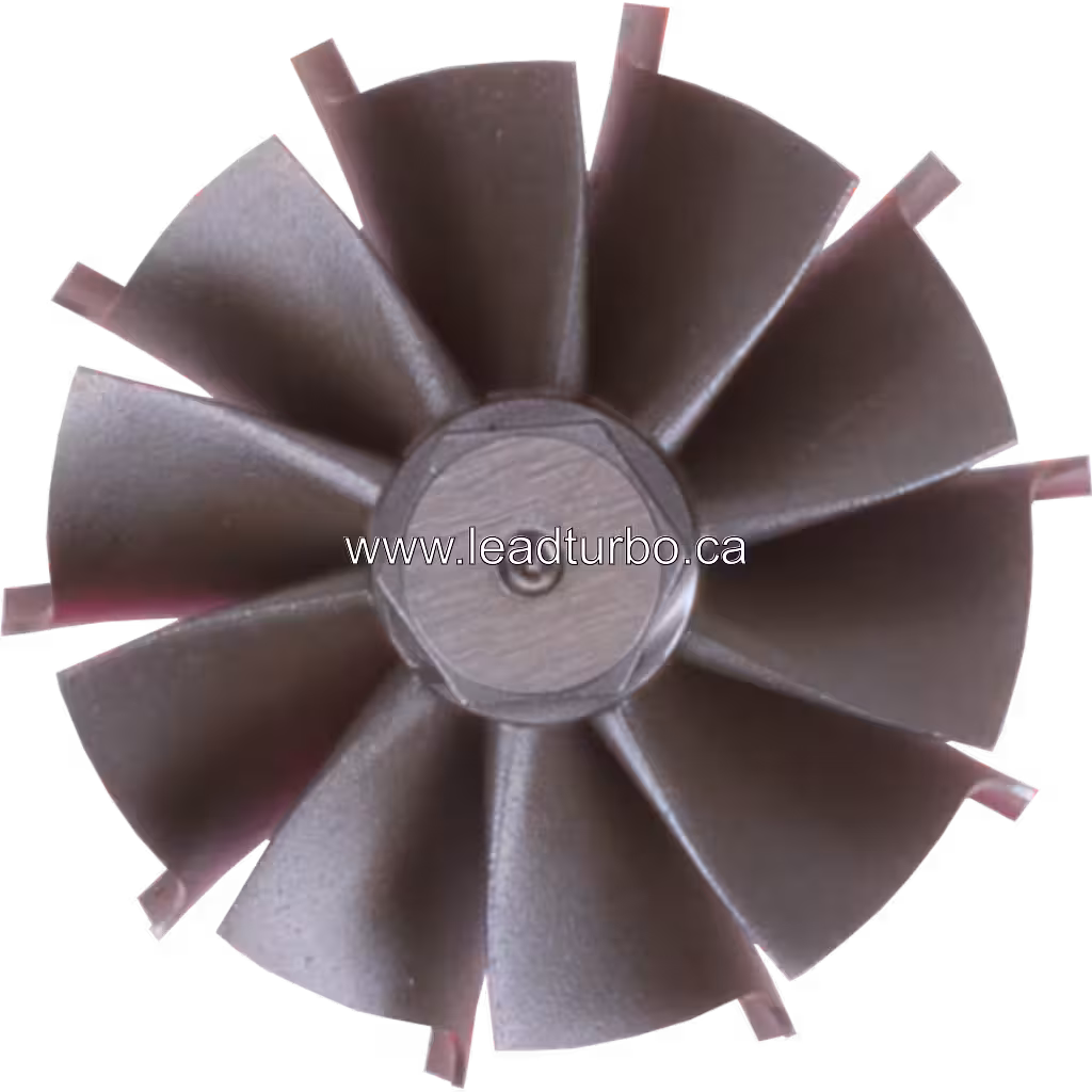 Vue de dessus montrant les aubes radiales de la roue de turbine J96