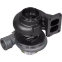 Vue inférieure du turbocompresseur 6156-81-8170 montrant l'actionneur et la flanche de montage