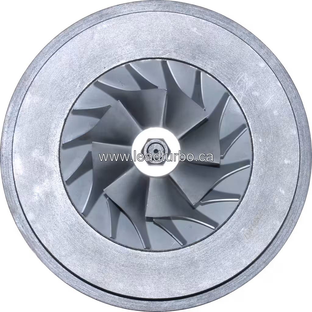 Vue avant du core HX80 3594200 avec roue compresseur argentée pour Cummins KTA19 680HP