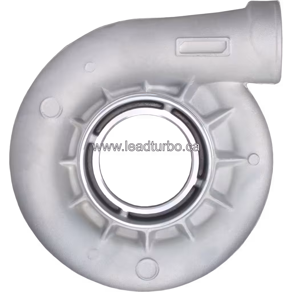 Side-mounted cylindrical pipe connection on turbo housing