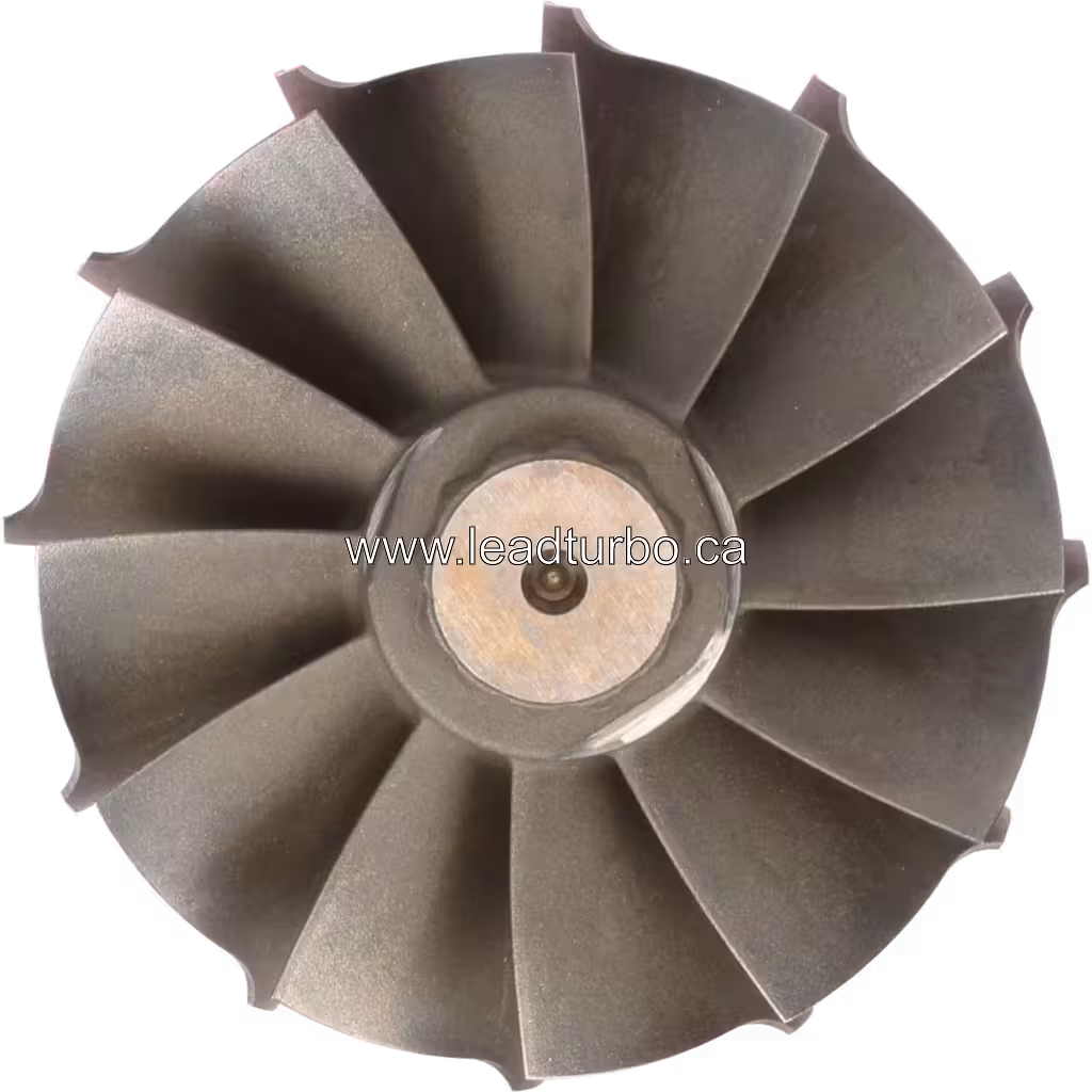 Arbre de turbine usiné avec extrémité filetée pour Volvo D12A